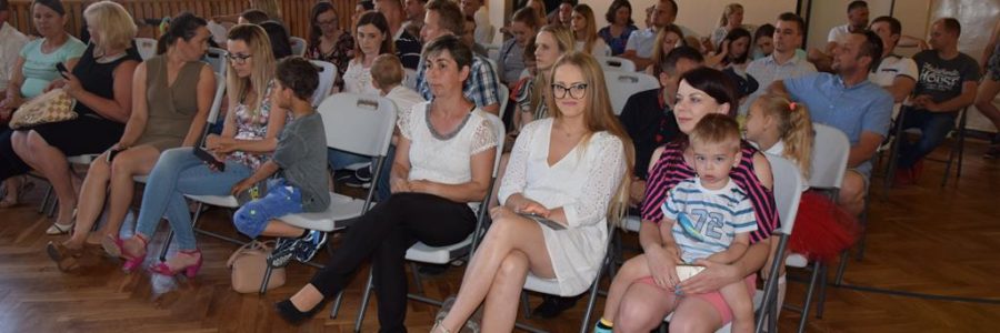 DZIEŃ MAMY I&nbsp;TATY – GR. IV i&nbsp;V